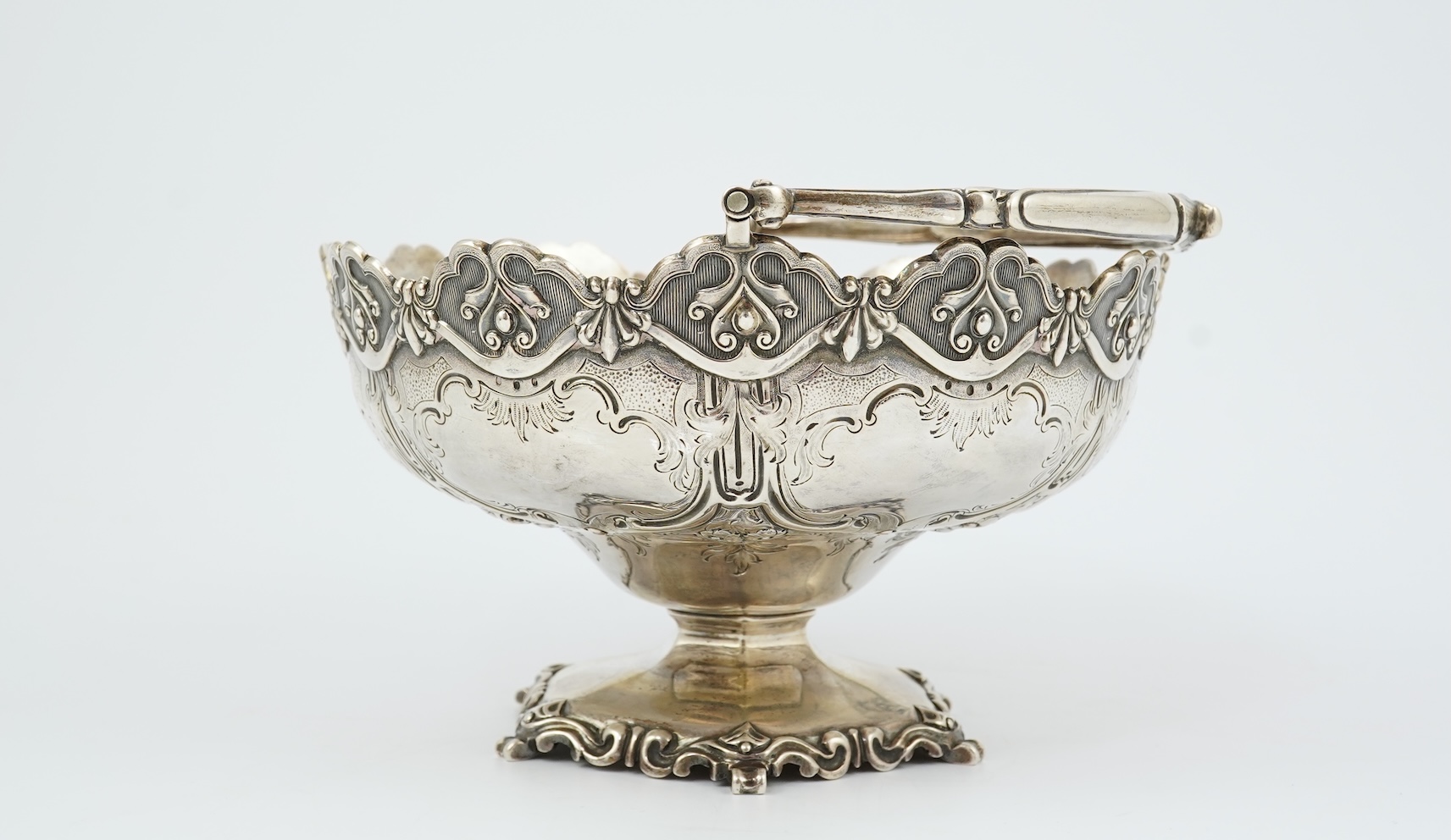 A Victorian silver circular basket, by Daniel & Charles Houle